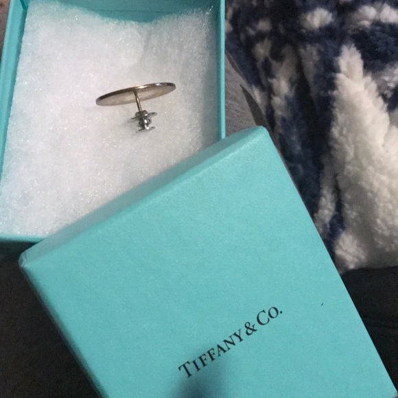 Sold Rare Tiffany&CO silver 925 engraved retired” Pin Excellence 10 vintage - Picture 13 of 13